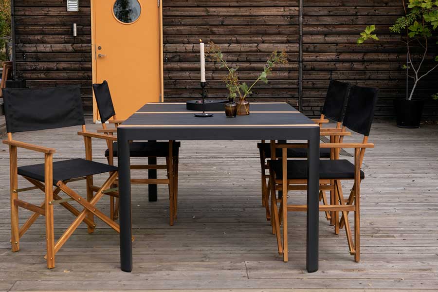 chaise d'extérieur pliante en bois massif et tissu noir
